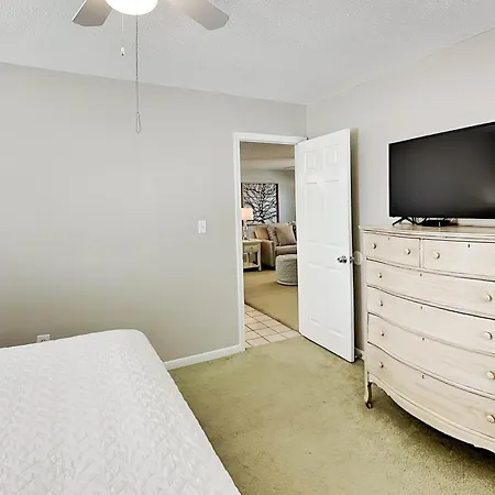 Latitude Adjustment A Appartement
